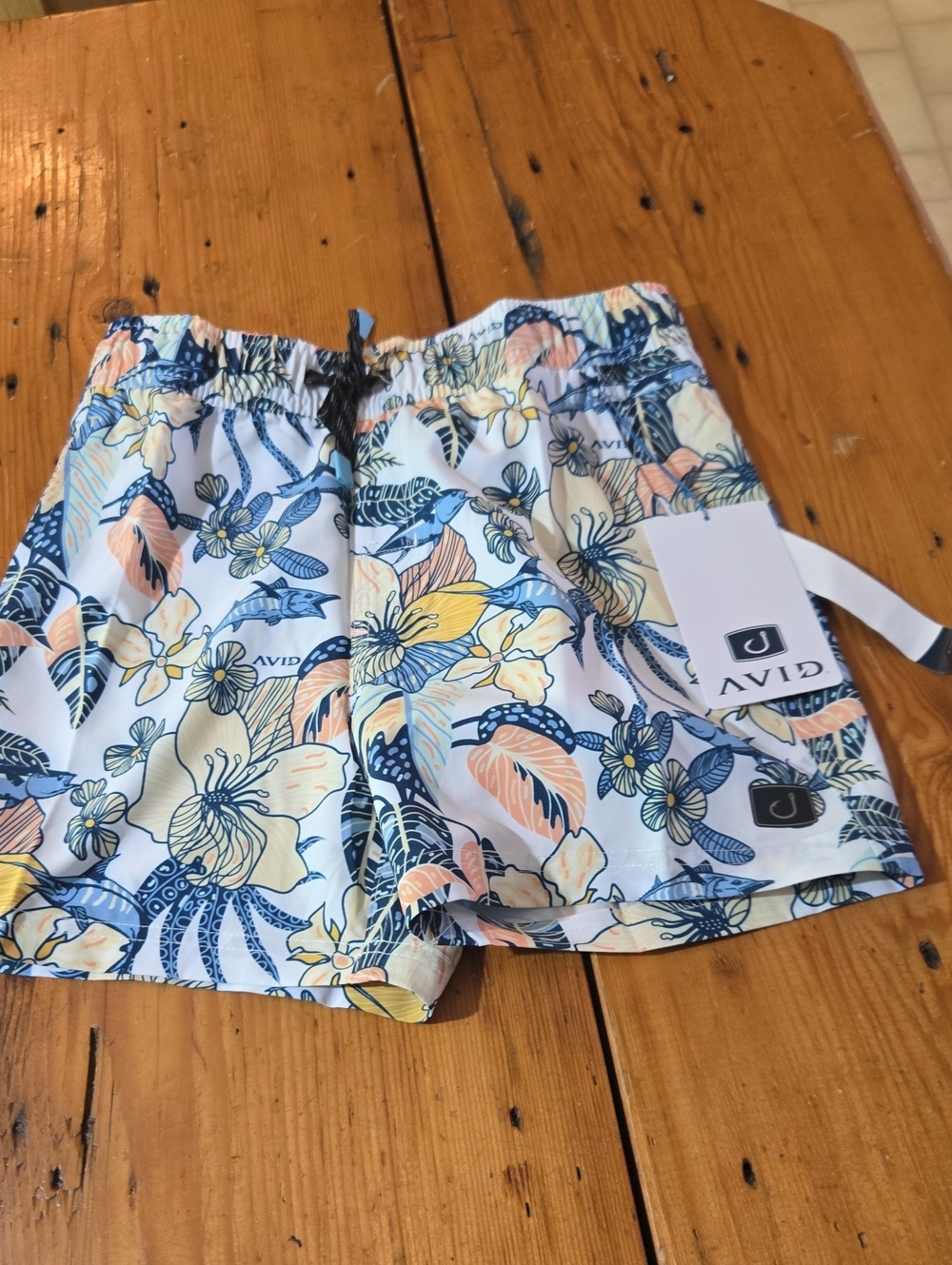 Nwt Avid Floral Print Swim Shorts in Blue, Yellow & Peach Sz L